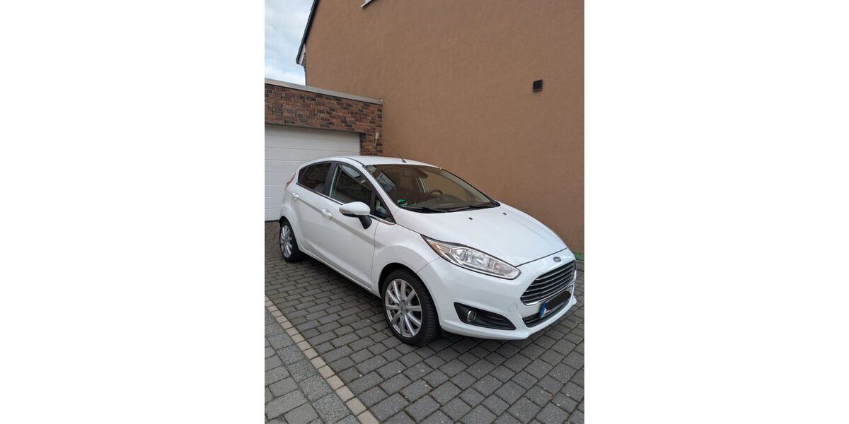 Ford Fiesta 175.500 km 4.100 &euro; Düren 52353