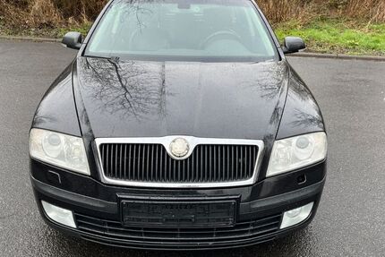 Skoda Octavia 249.999 km 3.125 &euro; Kall 53925