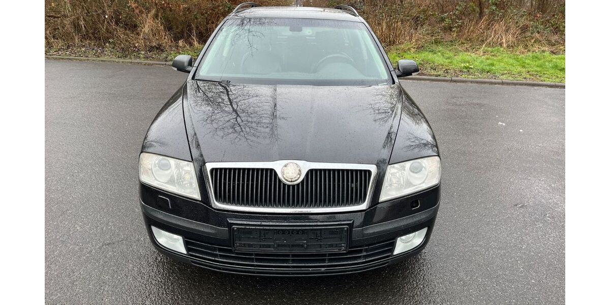 Skoda Octavia 249.999 km 3.125 &euro; Kall 53925