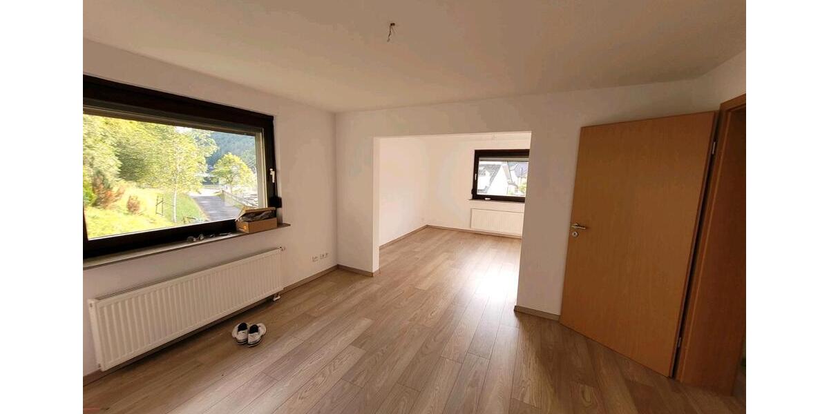 Einfamilienhaus Hönningen - 3 Zimmer, 85 m&sup2;, 900&euro; | Angebot:25646065