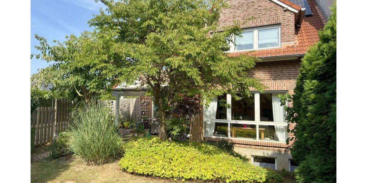 Einfamilienhaus Kerpen Sindorf - 7 Zimmer, 235 m&sup2;, 795.000&euro; | Angebot:25702610