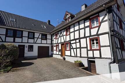 Haus Nettersheim / Marmagen Marmagen - 12 Zimmer, 215 m&sup2;, 389.000&euro; | Angebot:26636317