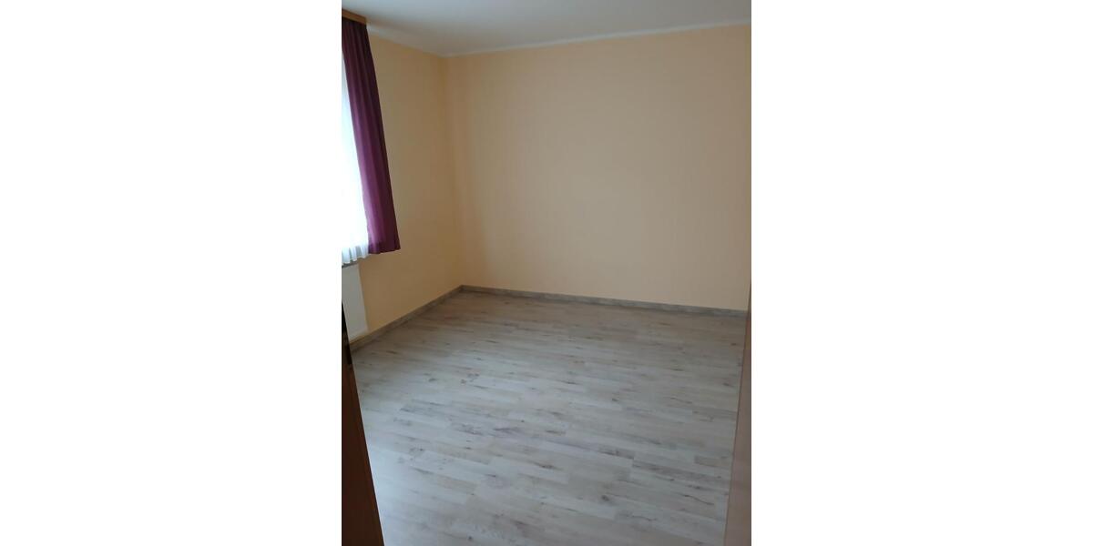 Etagenwohnung Schleiden - 3 Zimmer, 60 m&sup2;, 444&euro; | Angebot:25831693