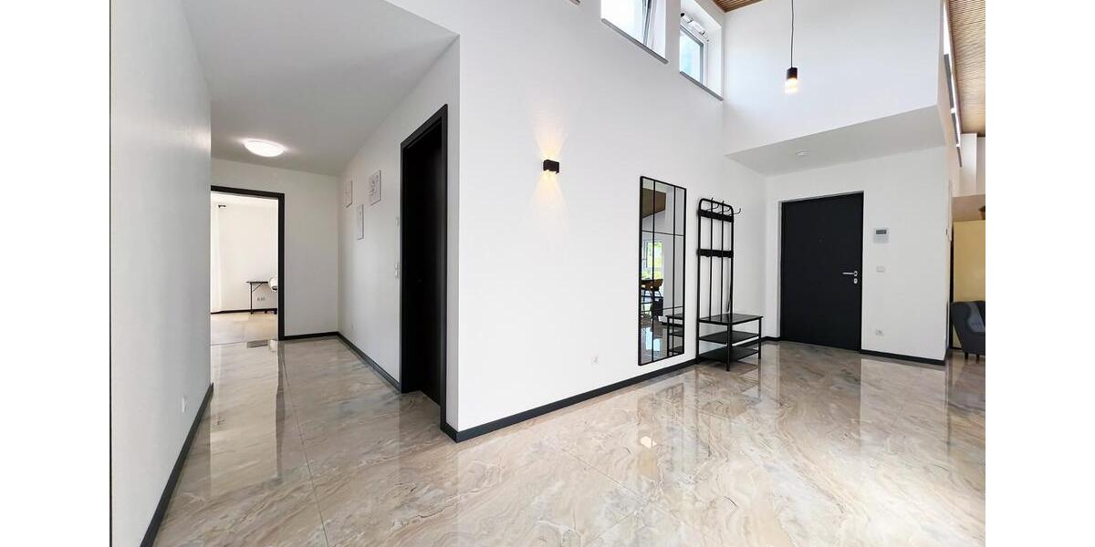 Einfamilienhaus Wachtberg - 4 Zimmer, 166 m&sup2;, 2.950&euro; | Angebot:23542497