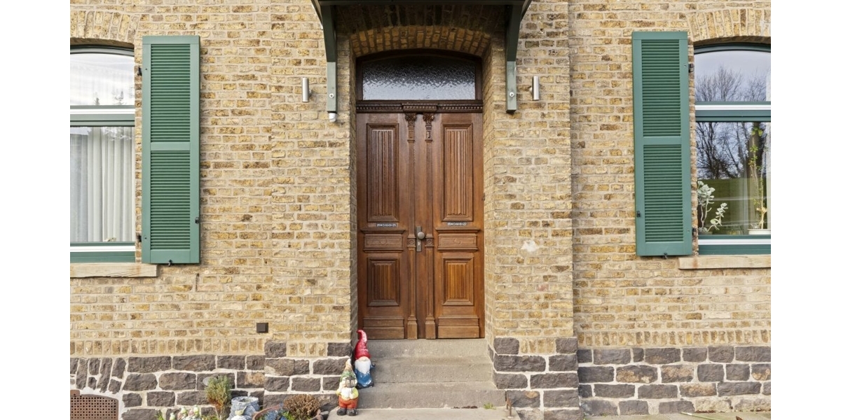 Nachhaltiges Anwesen mit top Energiewerten, Reitanlage und Platz für mehrere Generationen! - Mehrfamilienhaus, Wohnhaus Königswinter | Angebot:21578876