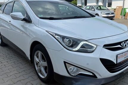 Hyundai i40 271.000 km 3.900 &euro; Rheinbach 53359