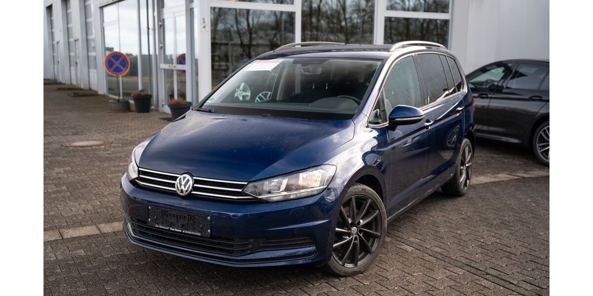 VW Touran 122.426 km 12.800 &euro; Blankenheim 53945