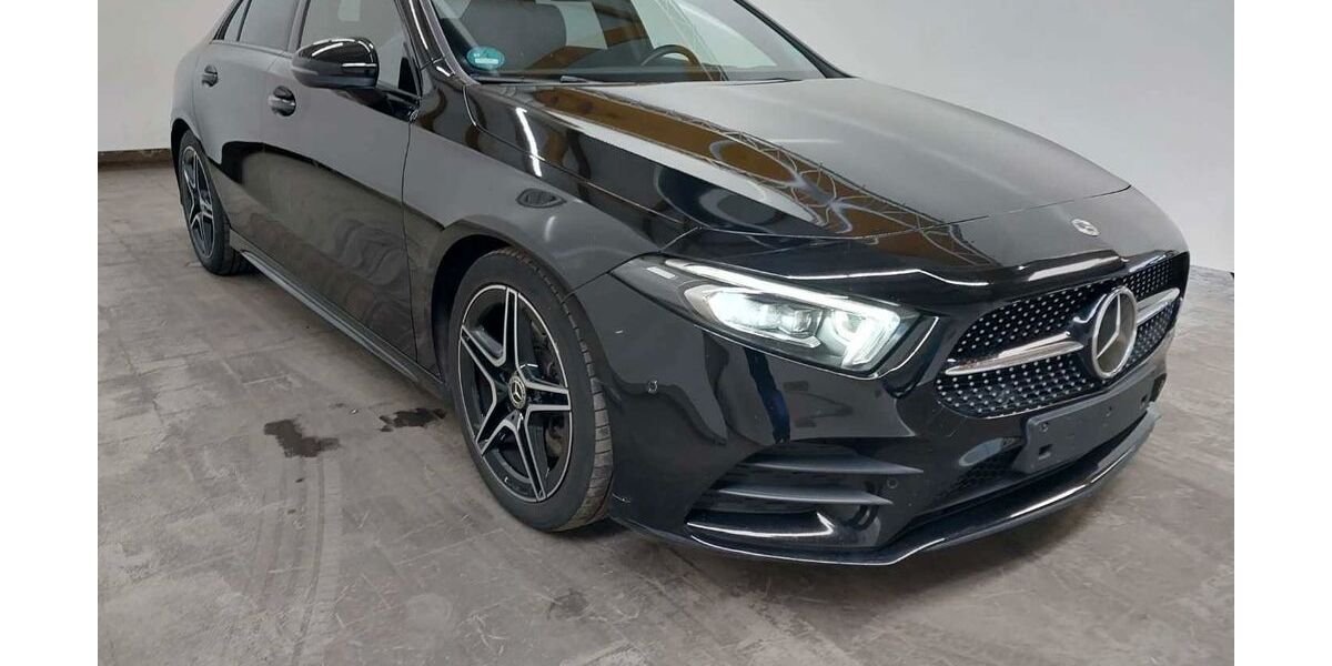 Mercedes-Benz A 250 84.100 km 27.999 &euro; Bonn 53127