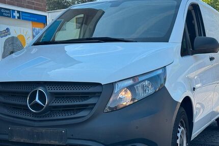 Mercedes-Benz Vito 121.350 km 9.450 &euro; Düren 52349
