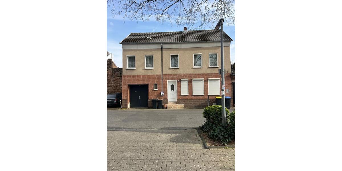 Einfamilienhaus Euskirchen - 5 Zimmer, 120 m&sup2;, 1.490&euro; | Angebot:25926279