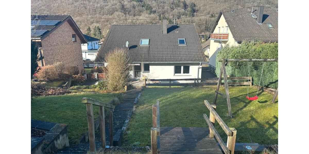 Einfamilienhaus Schleiden - 7 Zimmer, 218 m&sup2;, 340.000&euro; | Angebot:26234531