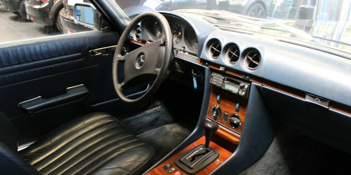 Mercedes-Benz SL 280 -OLDTIMER - G-KAT - Cabrio - 191.721 km 24.980 &euro; Euskirchen 53881