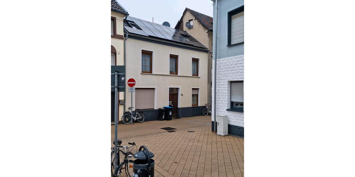 Einfamilienhaus Euskirchen - 7 Zimmer, 115 m&sup2;, 255.000&euro; | Angebot:26086582