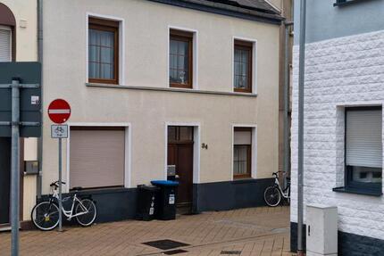 Haus Euskirchen - 7 Zimmer, 115 m&sup2;, 255.000&euro; | Angebot:26086582