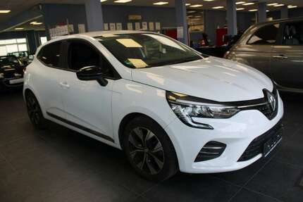 Renault Clio 28.633 km 12.980 &euro; Euskirchen-Flamersheim 53881