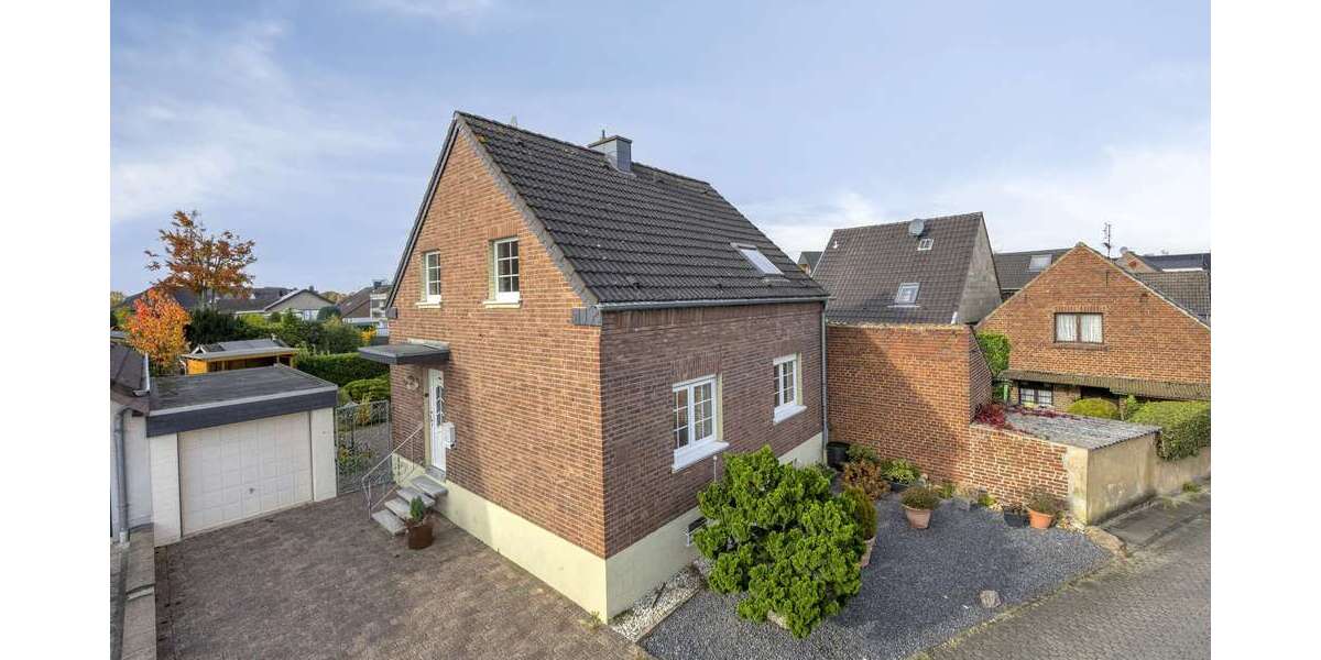 Einfamilienhaus Erftstadt-Gymnich Gymnich - 6 Zimmer, 132 m&sup2;, 349.000&euro; | Angebot:25445457