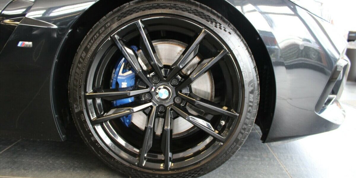 BMW Z4 M40i Aut. - Leder - Head-Up 78.110 km 39.980 &euro; Euskirchen 53881