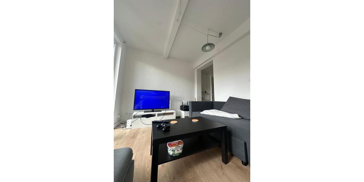 Etagenwohnung Bonn - 15 Zimmer, 120 m&sup2;, 480&euro; | Angebot:25883339