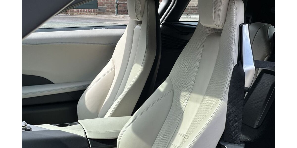 BMW i8 59.700 km 59.790 &euro; Frechen (bei Köln) 50226