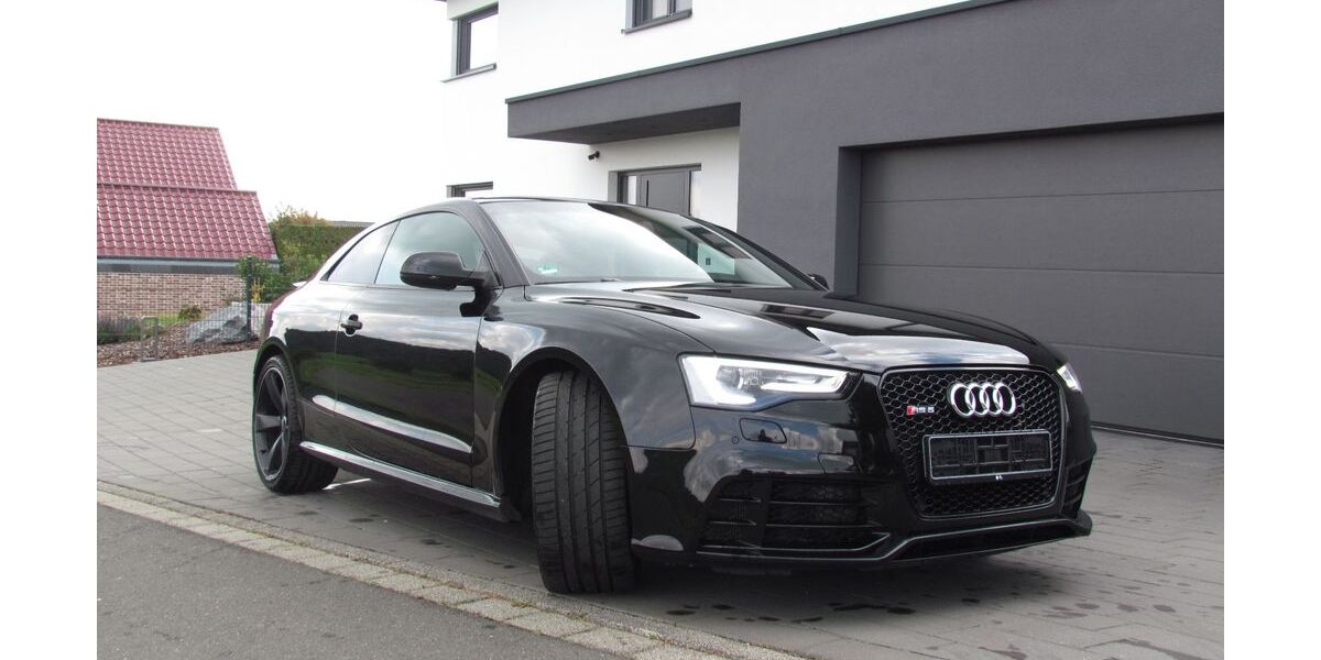 Audi RS5 28.000 km 55.000 &euro; Kall 53925