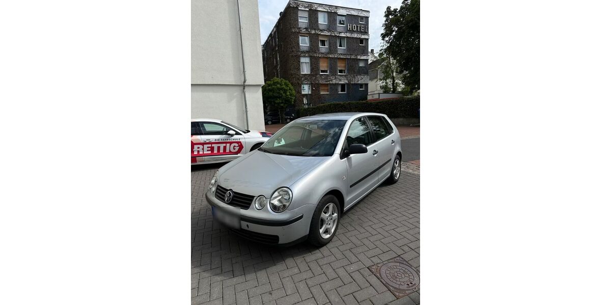 VW Polo 129.000 km 2.300 &euro; Bonn 53177
