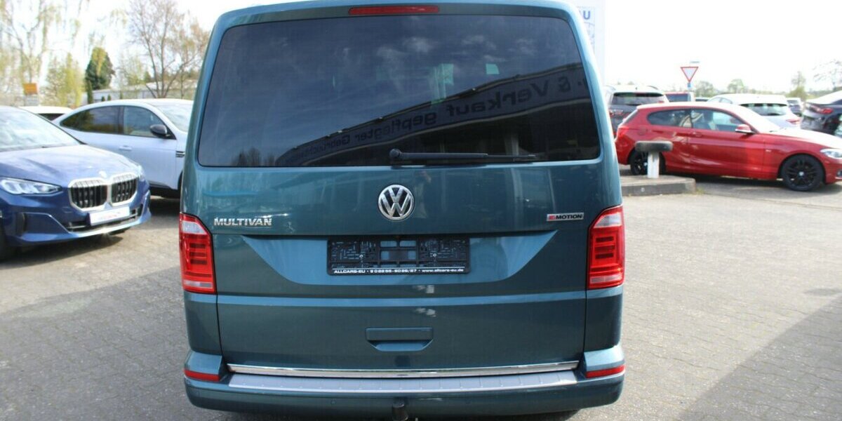 VW T6 Multivan DSG Kurz 4Motion Generation Six 112.200 km 32.980 &euro; Euskirchen 53881