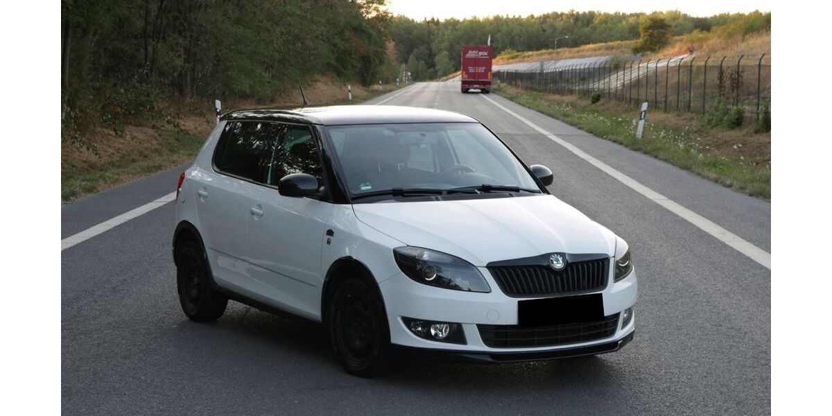 Skoda Fabia 121.321 km 4.990 &euro; Hürth 50354