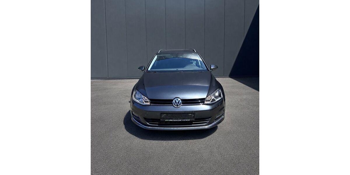 VW Golf 124.431 km 11.800 &euro; Euskirchen 53879