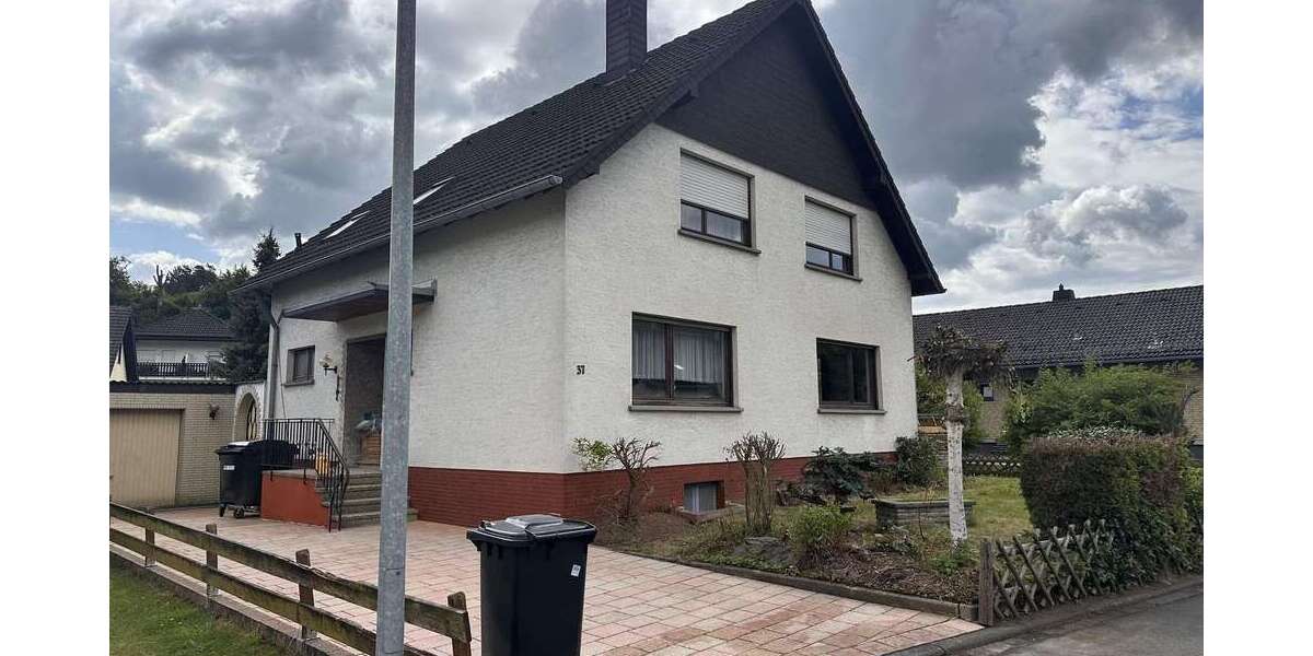 Einfamilienhaus Schleiden - 7 Zimmer, 145 m&sup2;, 359.000&euro; | Angebot:23777432