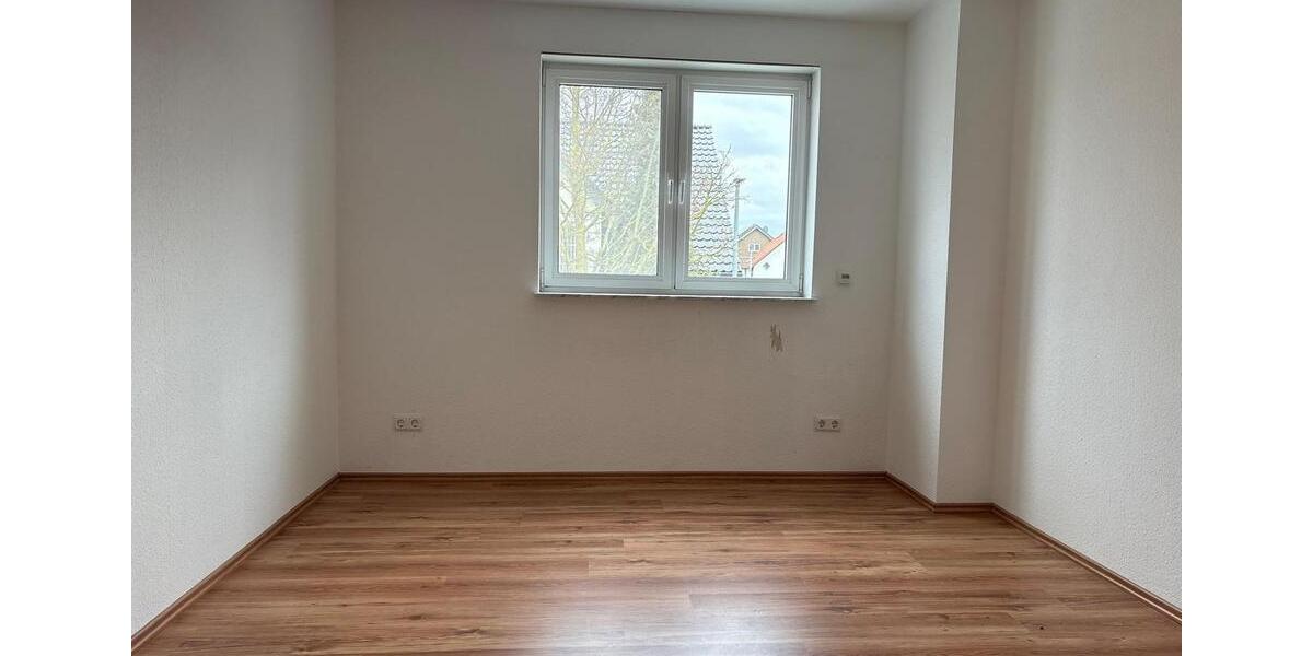 Doppelhaushälfte Bornheim - 6 Zimmer, 163 m&sup2;, 2.400&euro; | Angebot:25803614