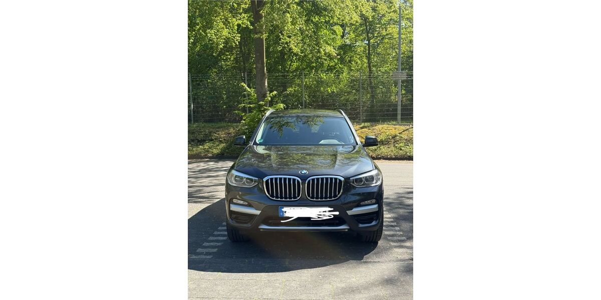 BMW X3 121.500 km 23.900 &euro; Bonn 53123