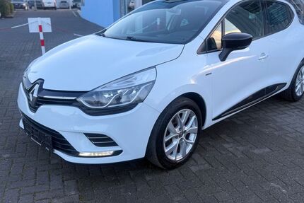 Renault Clio 96.900 km 8.950 &euro; brühl 50321
