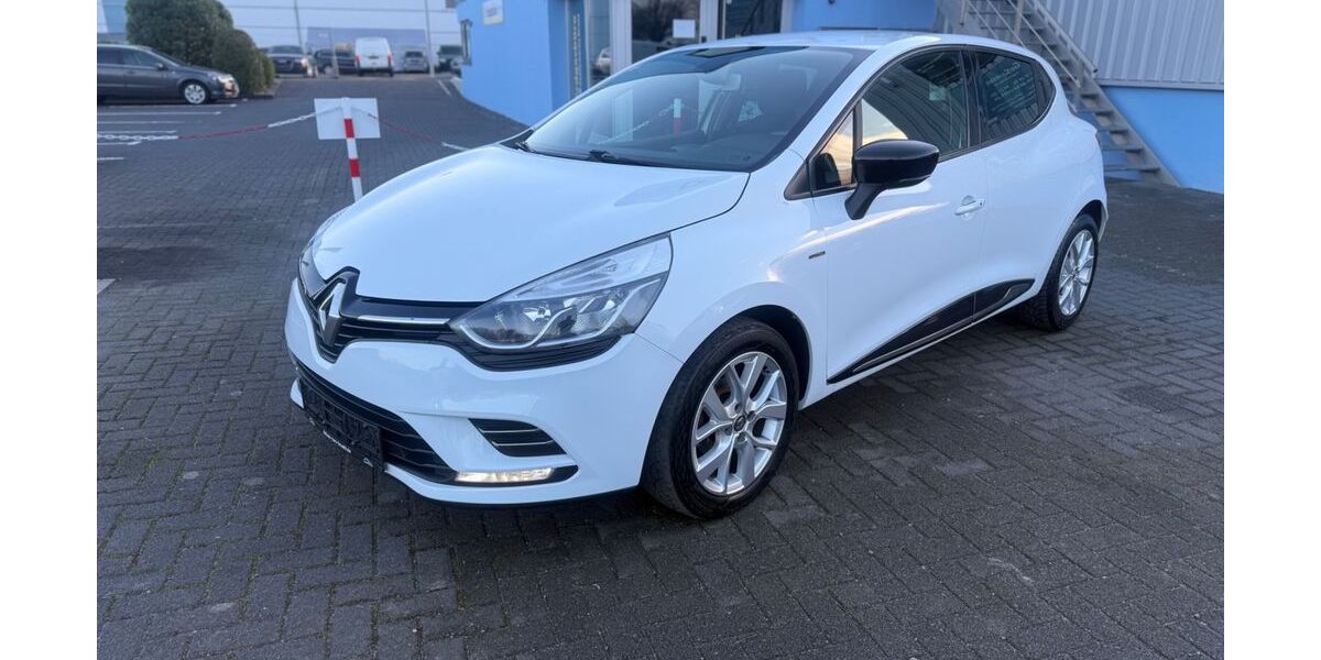 Renault Clio 96.900 km 8.950 &euro; brühl 50321