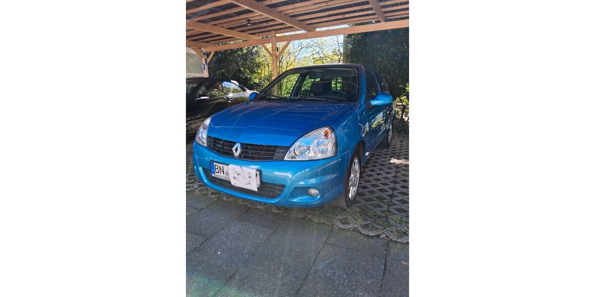 Renault Clio 84.500 km 3.850 &euro; Bonn 53129