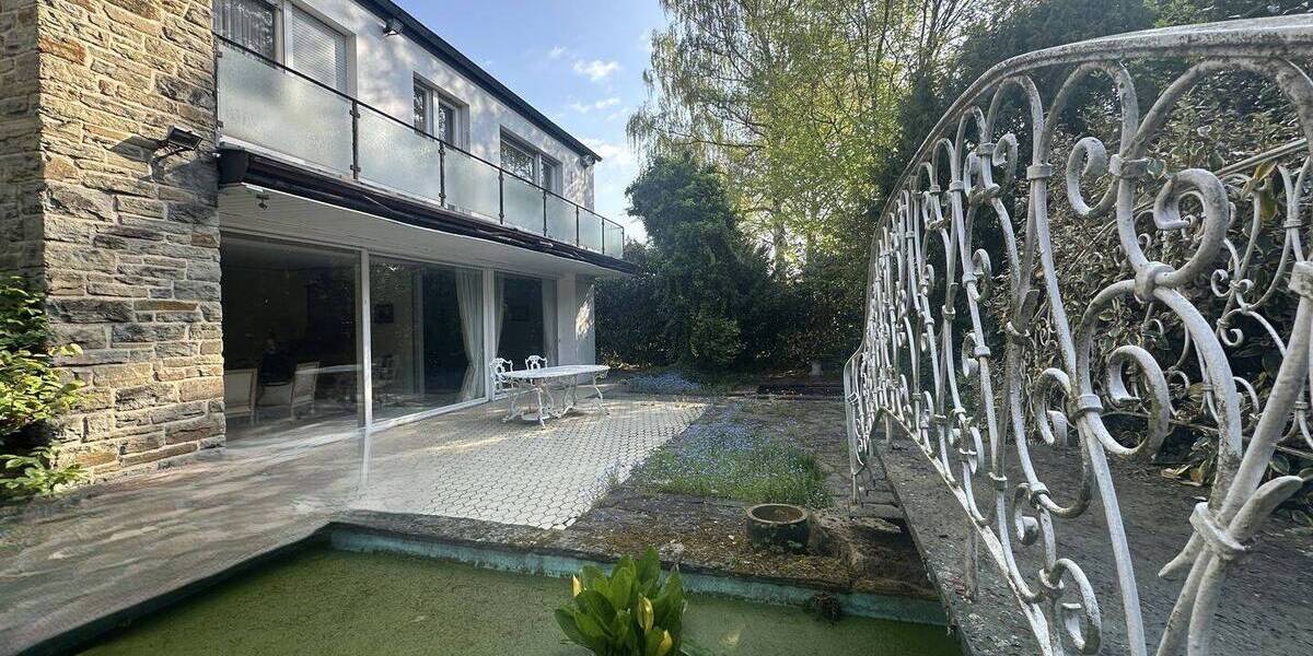 Einfamilienhaus Düren - 7 Zimmer, 265 m&sup2;, 849.000&euro; | Angebot:26435831